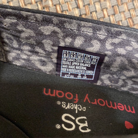 Skechers BOBS 8.5 Black Memory Foam Slip On Shoes - Picture 6 of 9